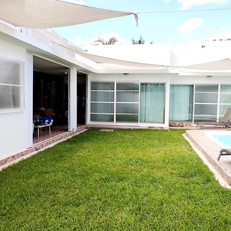 Casa Abril Cozzy Suites Канкун Екстер'єр фото