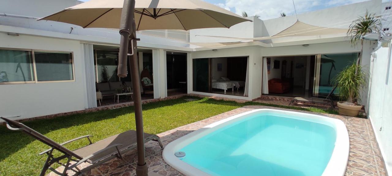 Casa Abril Cozzy Suites Канкун Екстер'єр фото