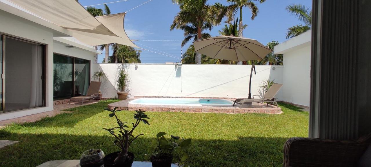 Casa Abril Cozzy Suites Канкун Екстер'єр фото