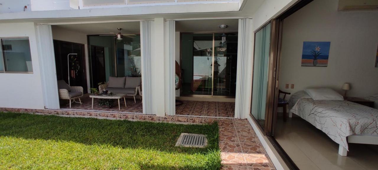 Casa Abril Cozzy Suites Канкун Екстер'єр фото