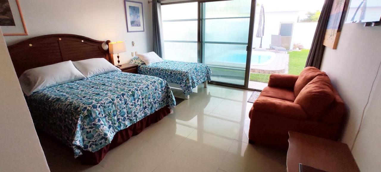 Casa Abril Cozzy Suites Канкун Екстер'єр фото