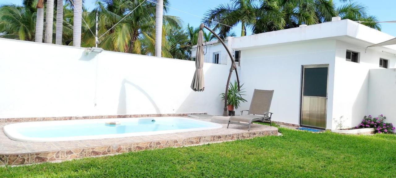 Casa Abril Cozzy Suites Канкун Екстер'єр фото