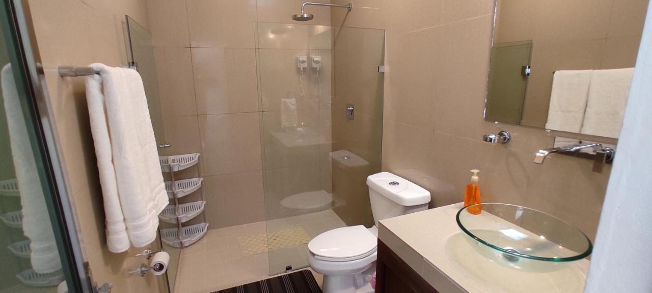 Casa Abril Cozzy Suites Канкун Екстер'єр фото